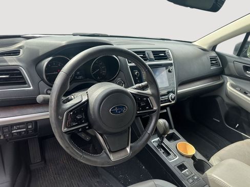 Used 2019 Subaru Outback 2.5i Limited AWD/4WD image 10