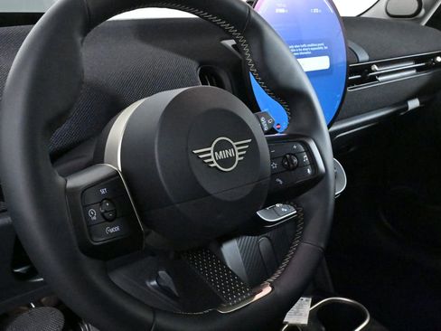 Certified 2025 MINI Cooper S FWD image 12