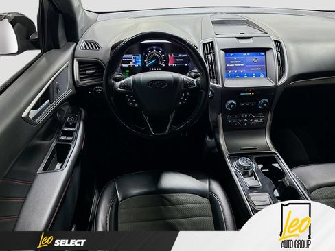 Used 2020 Ford Edge ST-Line w/ Cold Weather Package FWD image 24