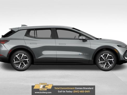 New 2026 Chevrolet Equinox EV LT w/ Comfort Package image 3