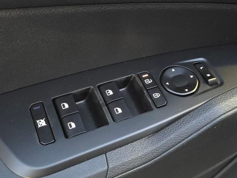 New 2026 Kia Sportage S image 28