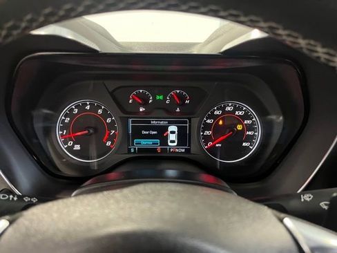 Used 2017 Chevrolet Camaro LT w/ Technology Package RWD image 20