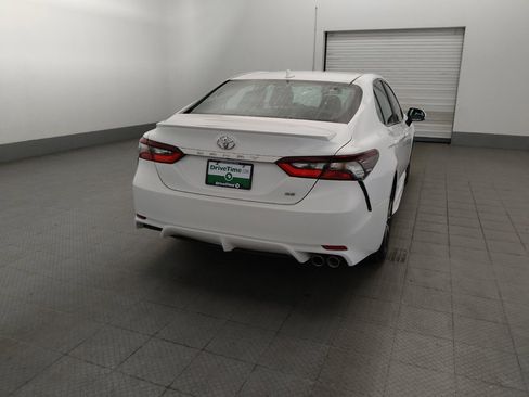 Used 2023 Toyota Camry SE FWD image 7