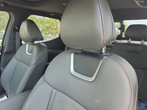 Used 2024 Hyundai Santa Cruz Limited AWD/4WD image 9