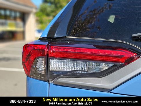 Used 2023 Toyota RAV4 XSE image 9