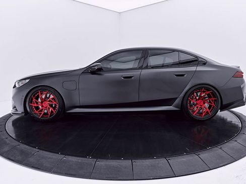 Used 2026 BMW M5 Touring AWD/4WD image 23