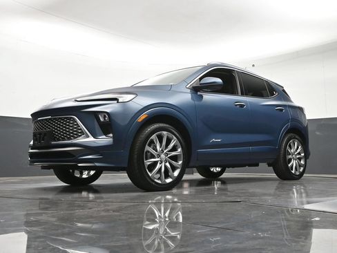 Used 2024 Buick Encore GX Avenir w/ Avenir Technology Package AWD/4WD image 24