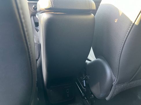 Used 2025 Buick Encore GX Preferred image 24