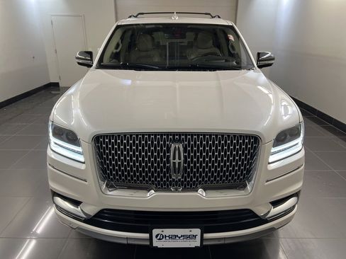 Used 2019 Lincoln Navigator L Reserve image 2