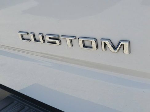 Used 2021 Chevrolet Silverado 1500 Custom RWD image 12