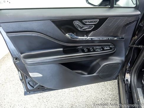 Used 2022 Lincoln Corsair Reserve image 20