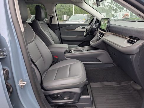 New 2026 Ford Explorer Active w/ Active Comfort Package AWD/4WD image 21