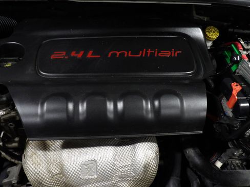 Used 2017 Jeep Renegade Sport w/ Power & Air Group FWD image 18