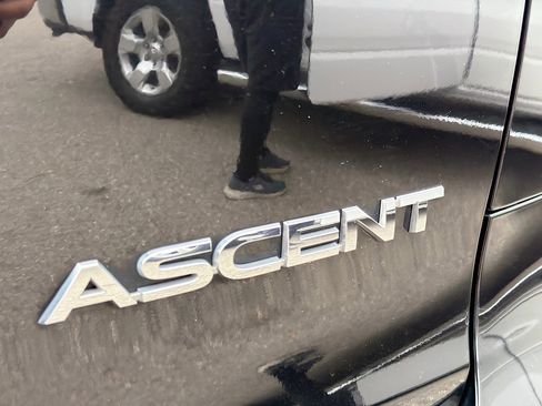 Used 2019 Subaru Ascent Premium image 11