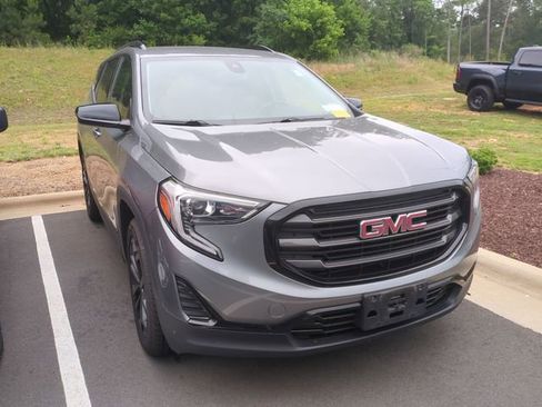 Used 2021 GMC Terrain SLE w/ Driver Convenience Package AWD/4WD image 5