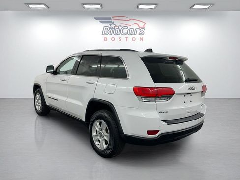 Used 2017 Jeep Grand Cherokee Laredo w/ Quick Order Package 23E AWD/4WD image 6