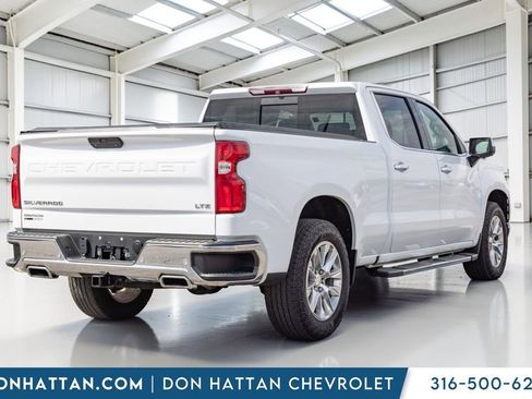 Used 2019 Chevrolet Silverado 1500 LTZ w/ LTZ Premium Package AWD/4WD image 24
