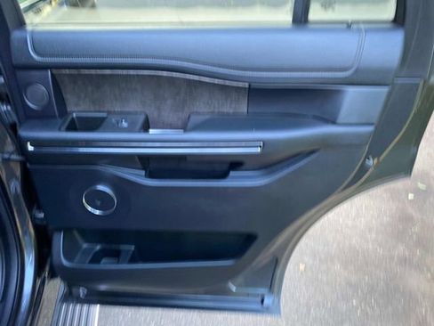 Used 2021 Ford Expedition Limited image 34
