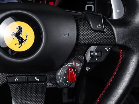Used 2019 Ferrari GTC4Lusso AWD/4WD image 43
