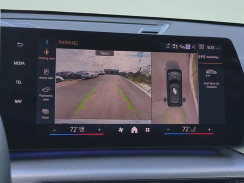 Used 2026 BMW X1 xDrive28i w/ Technology Package image 10