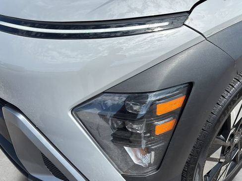 Used 2025 Hyundai Kona SEL FWD image 26