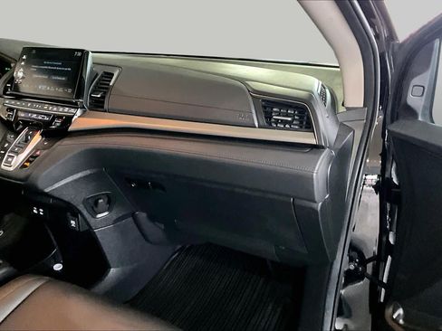 Used 2025 Honda Odyssey EX-L image 19