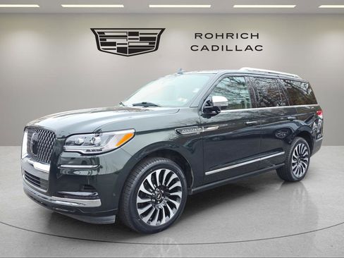 Used 2022 Lincoln Navigator Black Label image 1