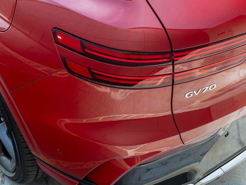 New 2026 Genesis GV70 3.5T Sport Prestige AWD/4WD image 7