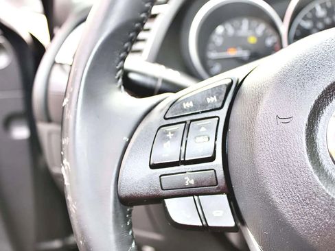 Used 2016 MAZDA MAZDA6 Touring image 16