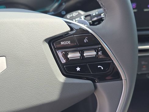 New 2026 Kia Niro EX FWD image 30