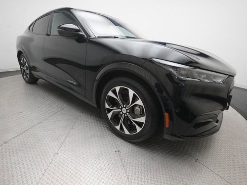 Used 2023 Ford Mustang Mach-E Premium AWD/4WD image 37