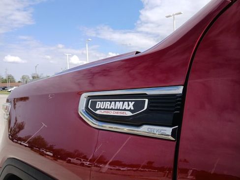 Used 2021 GMC Sierra 1500 SLT w/ SLT Premium Plus Package AWD/4WD image 10