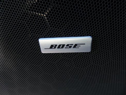 New 2026 Chevrolet Suburban Premier image 25