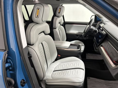 Used 2023 Rivian R1S Adventure image 24