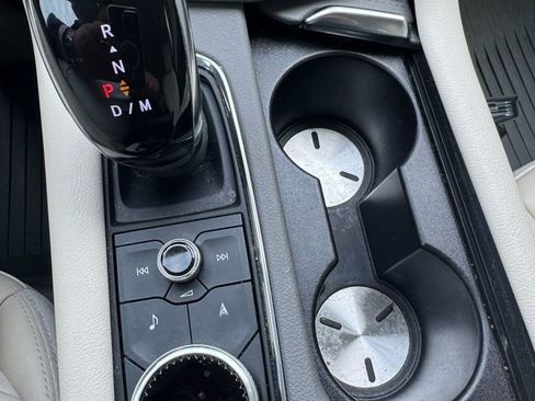 Certified 2020 Cadillac XT5 Premium Luxury w/ LPO, Floor Liner Package image 10