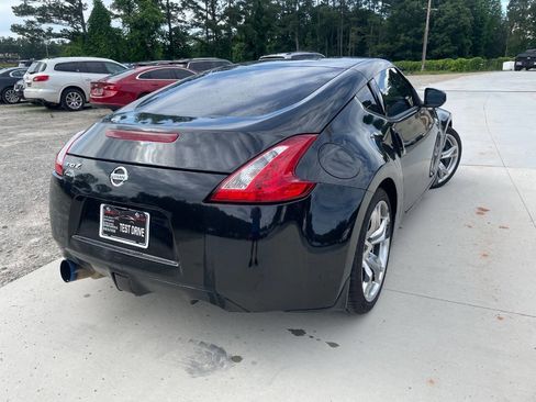 Used 2010 Nissan 370Z Coupe w/ Sport Pkg RWD image 9