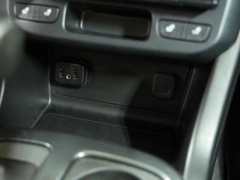 Used 2019 GMC Canyon All Terrain w/ Trailering Package AWD/4WD image 42