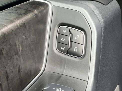 Used 2024 Ford F250 Lariat w/ Sport Appearance Package image 26