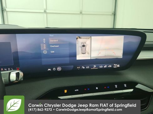 Used 2025 Buick Enclave Preferred FWD image 24