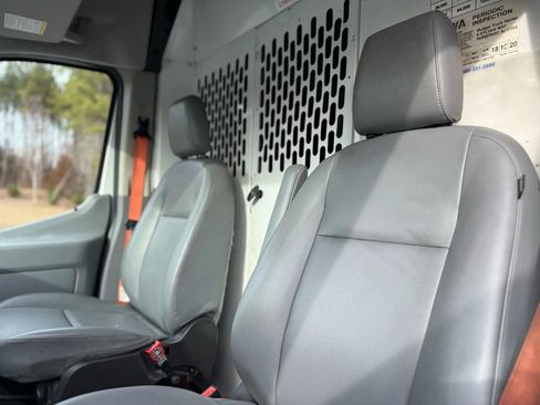 Used 2019 Ford Transit 150 148 Medium Roof image 15