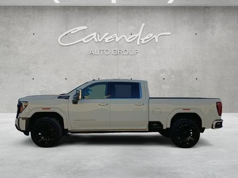 Used 2025 GMC Sierra 2500 Denali Ultimate AWD/4WD image 13