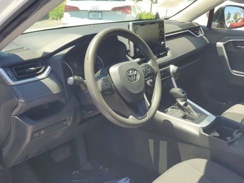 Used 2019 Toyota RAV4 XLE w/ Convenience Package AWD/4WD image 9