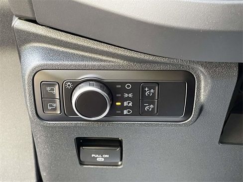 New 2025 Ford Bronco Badlands image 14