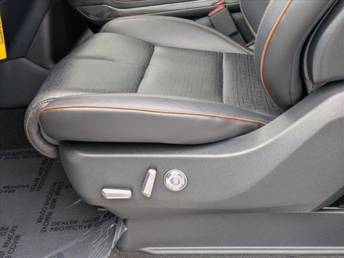 New 2025 Lincoln Navigator Black Label image 4