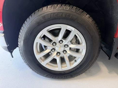 Used 2020 Chevrolet Silverado 1500 LT w/ All-Star Edition AWD/4WD image 39