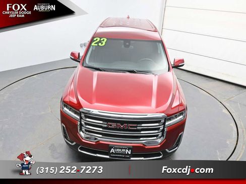 Used 2023 GMC Acadia SLE image 25