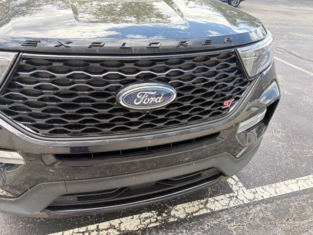 Used 2023 Ford Explorer ST w/ Technology Package AWD/4WD image 8