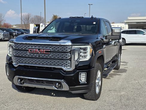 Used 2023 GMC Sierra 2500 Denali w/ Denali Ultimate Package image 3