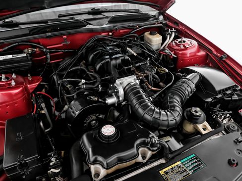 Used 2005 Ford Mustang Coupe RWD image 33