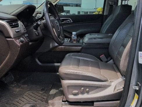 Used 2019 GMC Yukon Denali RWD image 7